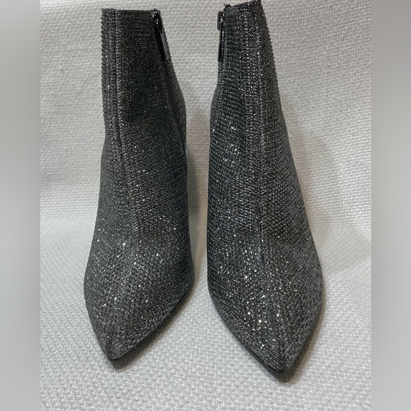 Jessica Simpson Pelina 3 booties - Picture 4 of 11